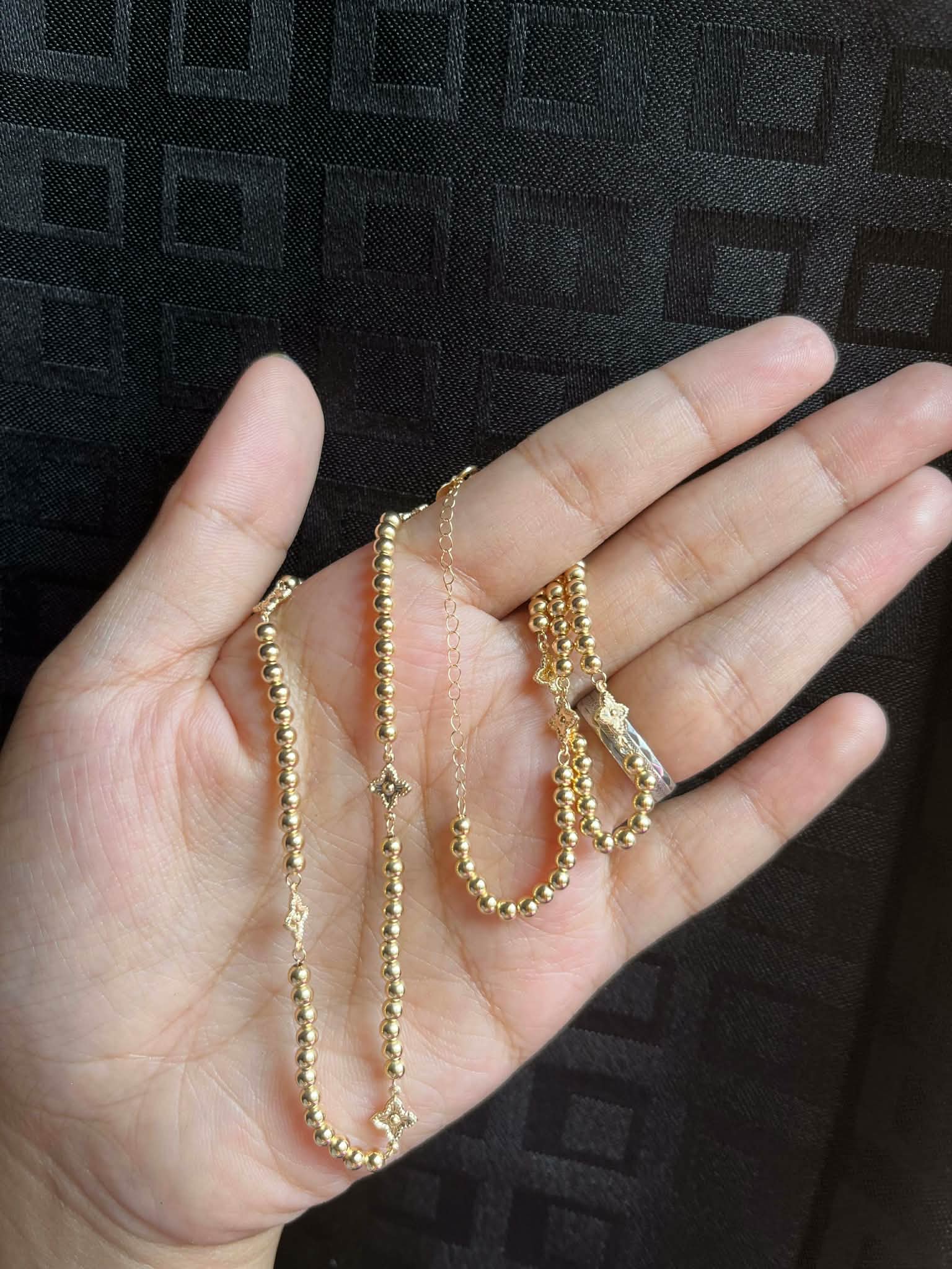 Station Necklace on A Beautiful Clover leaf